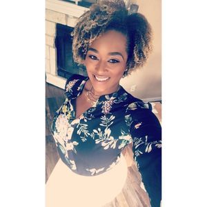 Meet your Posher, Sharyce